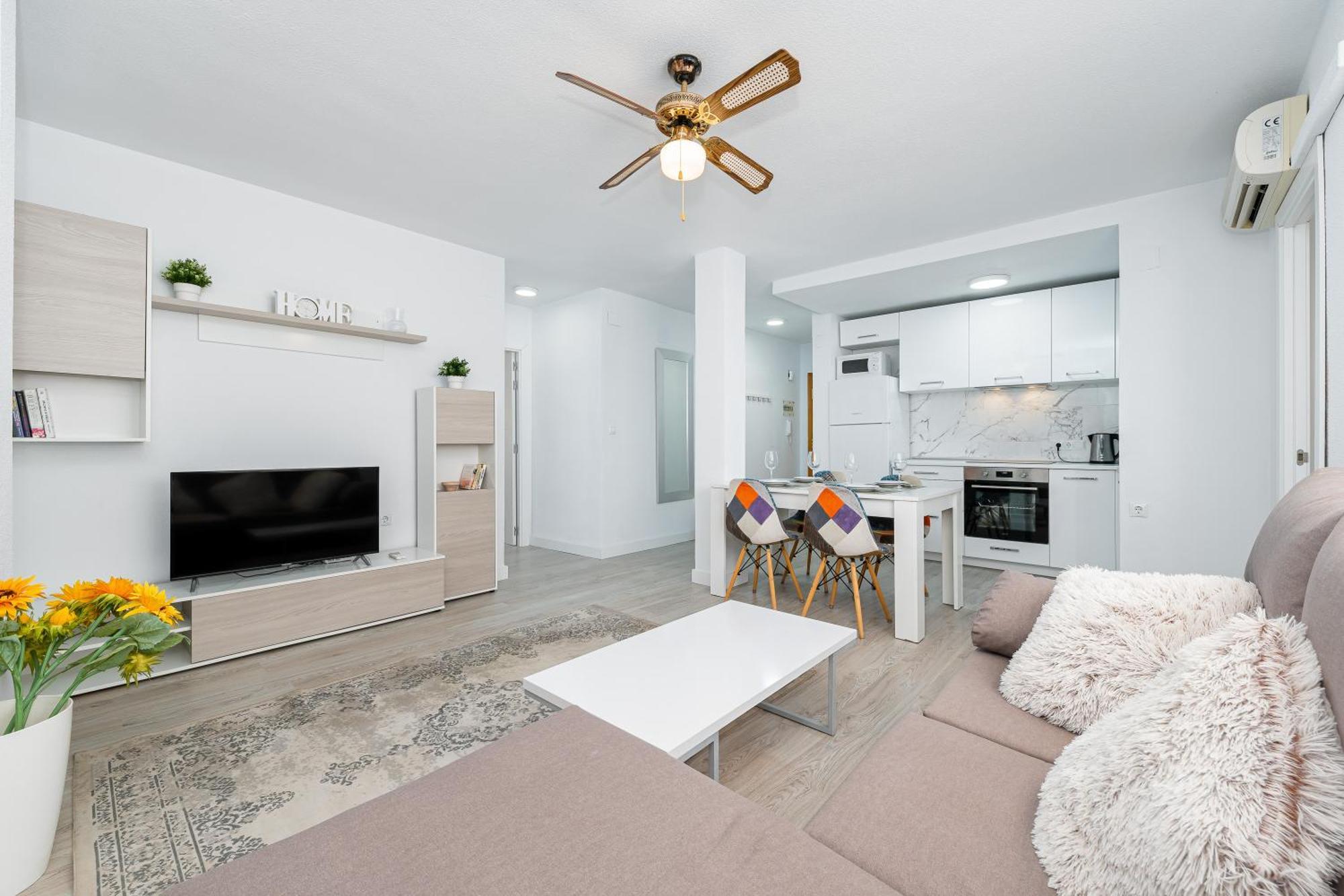 Apartamento En Centro Torrevieja Zewnętrze zdjęcie